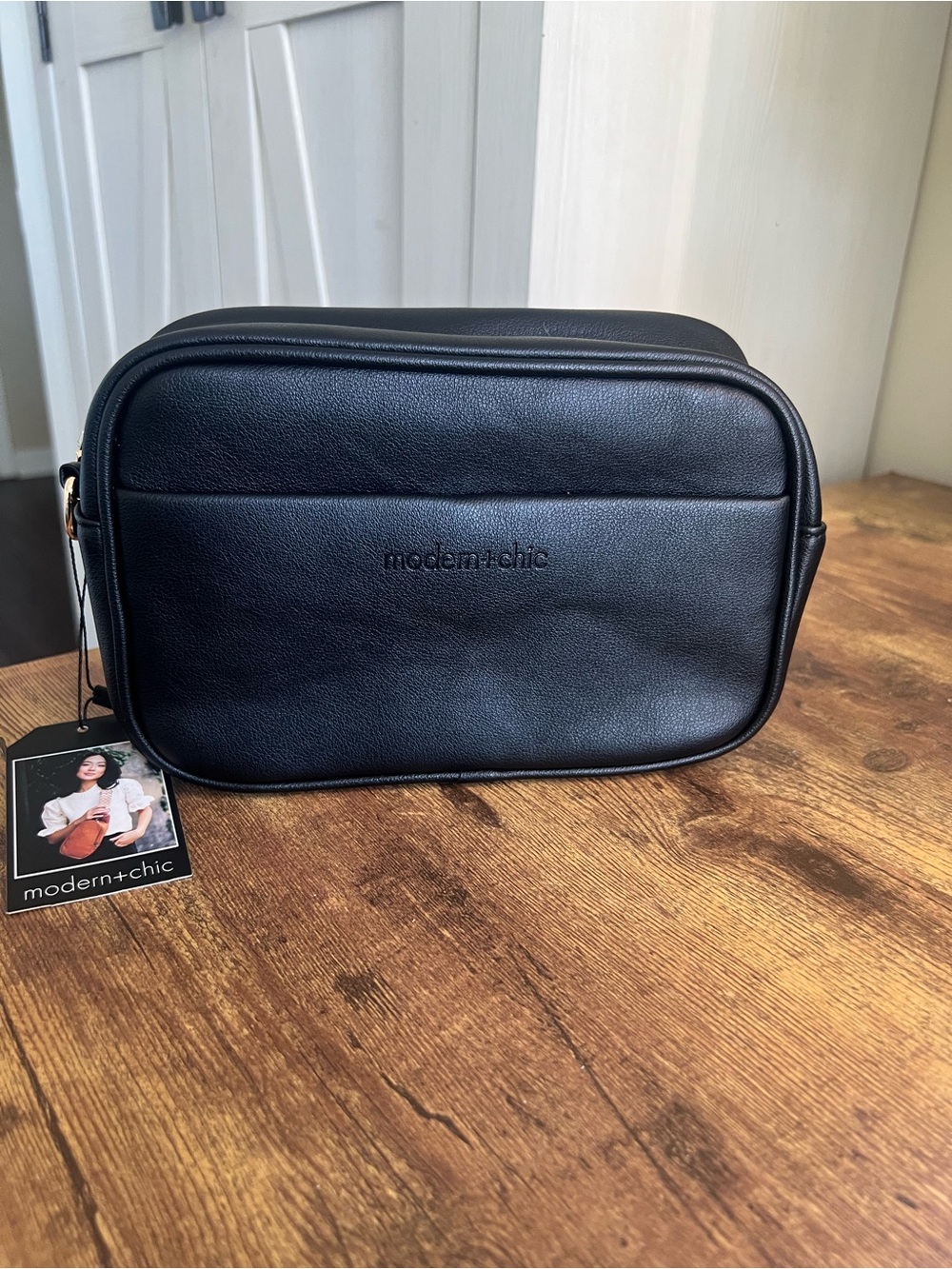 Signature Camera Crossbody - Black
